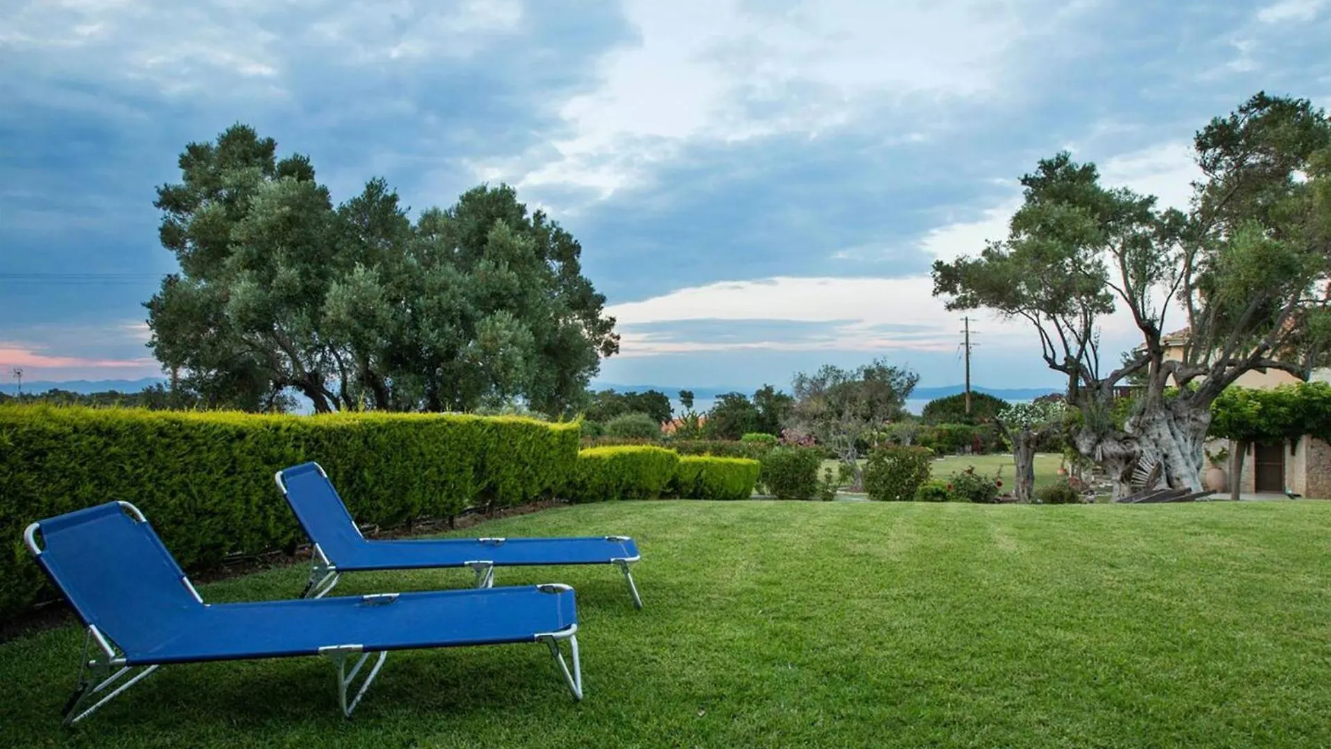 Willa Michaela Shared Pool Villa, Afytos