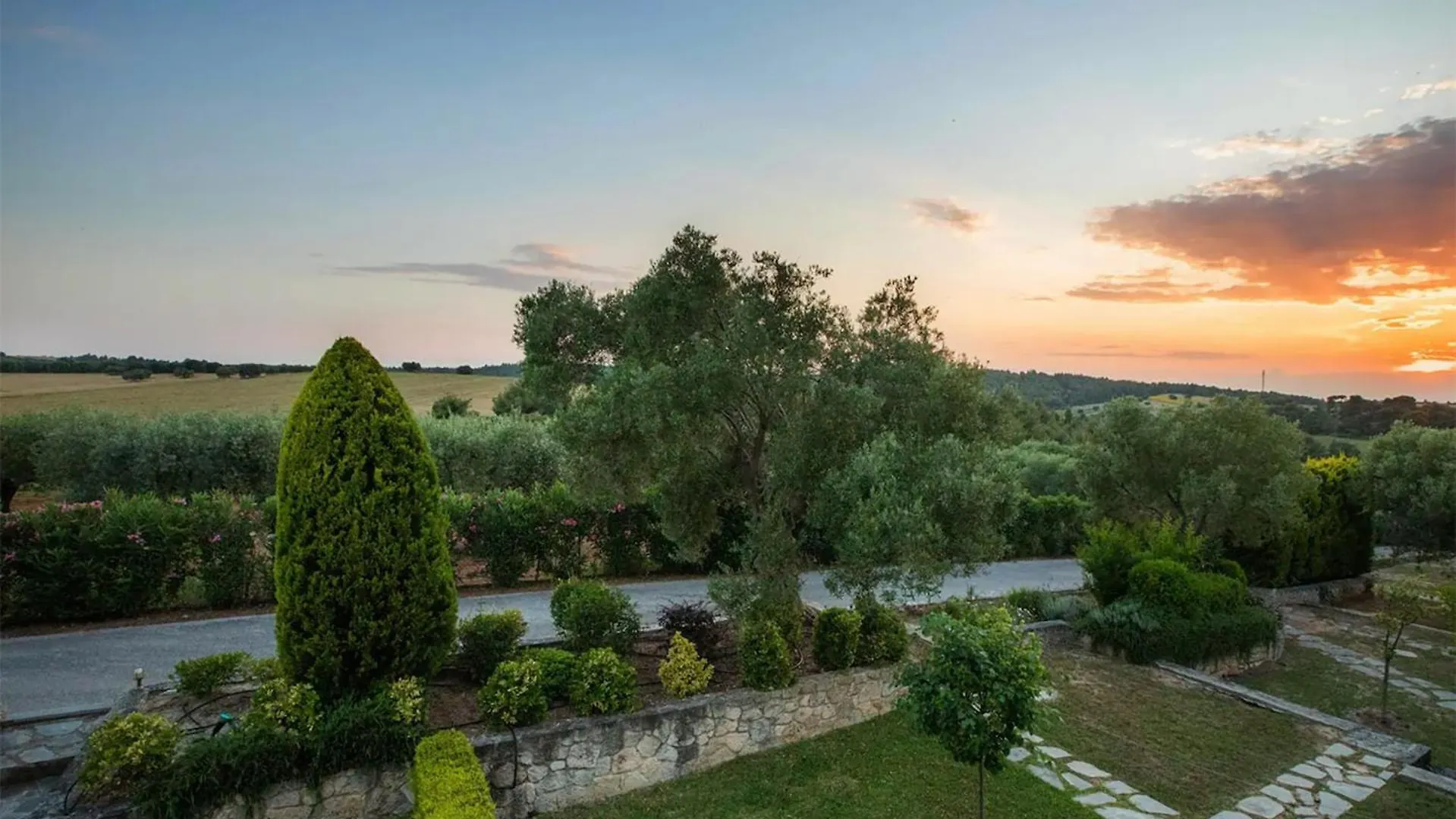 Willa Michaela Shared Pool Villa, Afytos